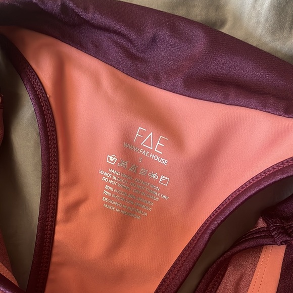 FAE bikini top and Bottom! Color block - Picture 6 of 6